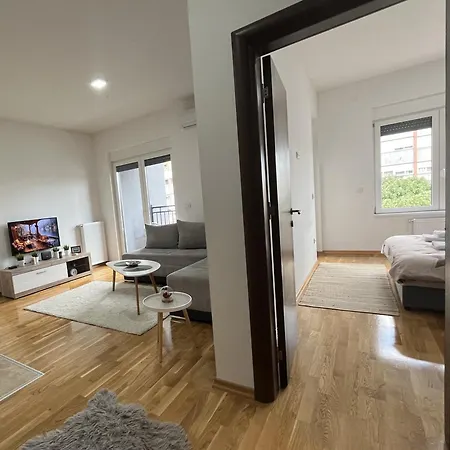 Golden Royal Sm Apartment