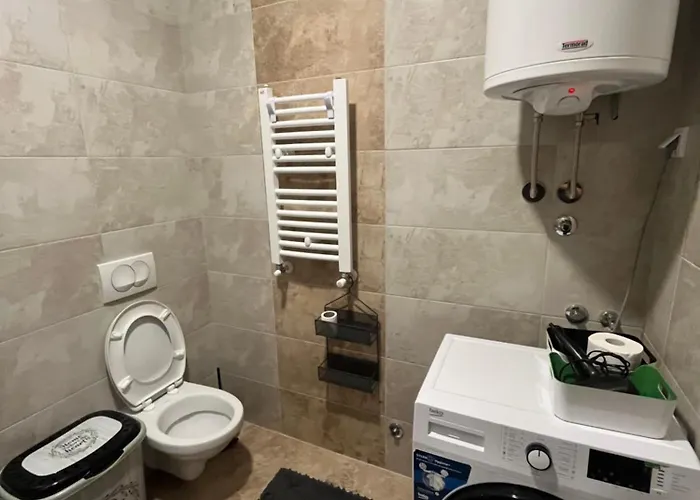 アパート Golden Royal Sm *